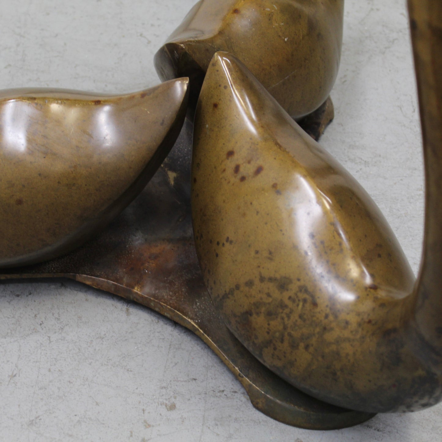 Vintage 3 Brass Swans Accent Table
