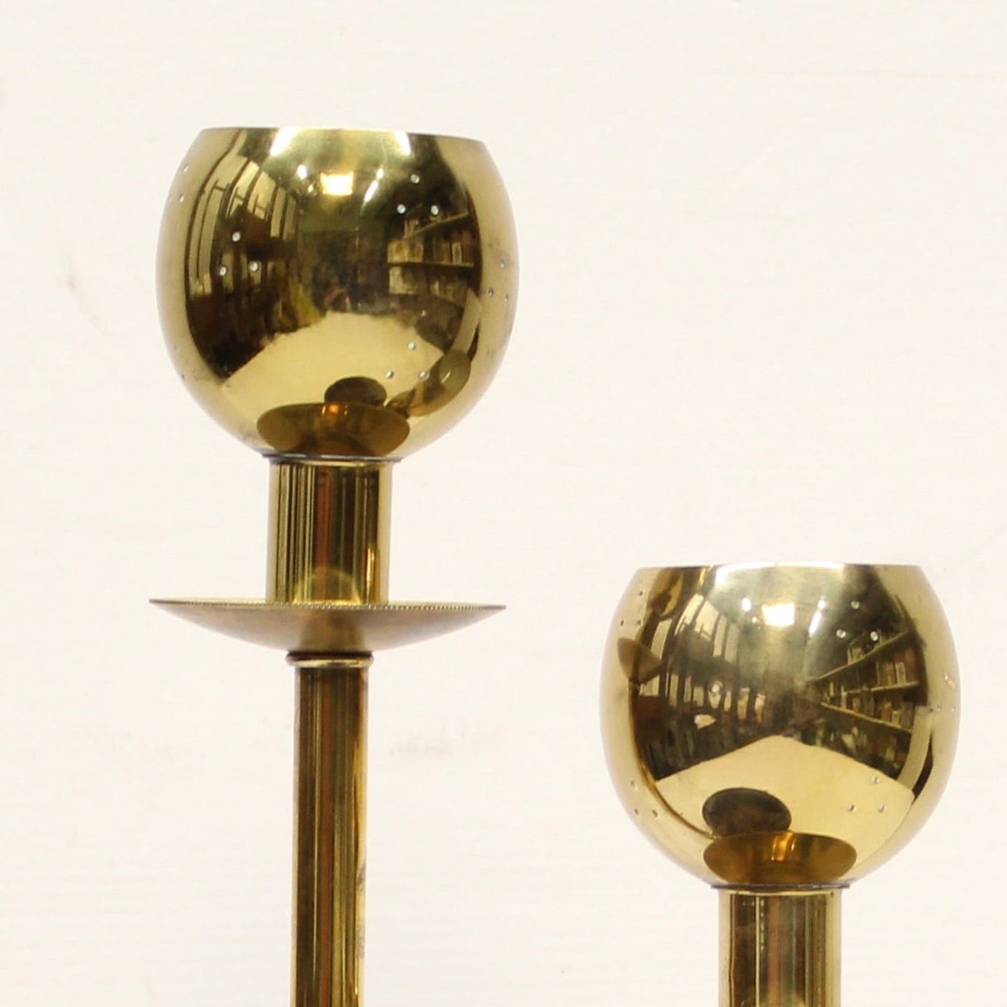Brass Planter Double Globe Lamp