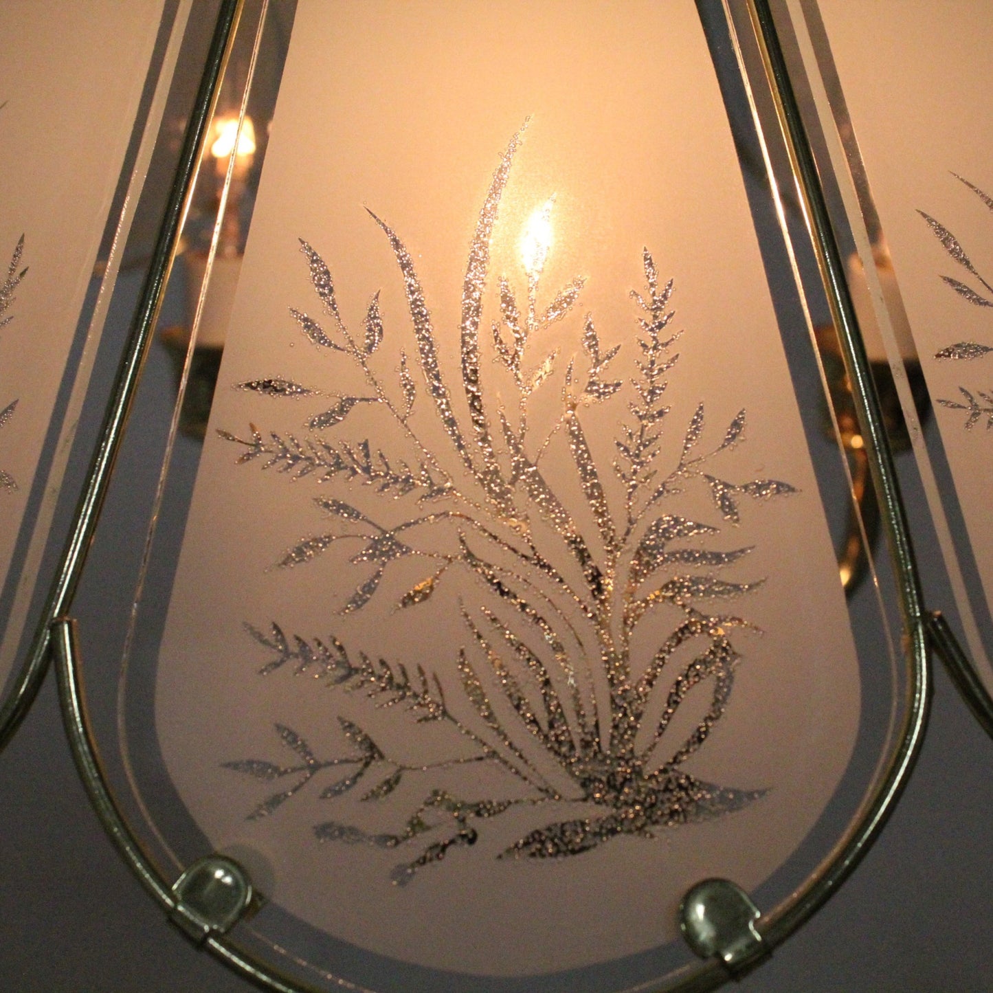 Vintage Fosted Glass Swag Touch Light