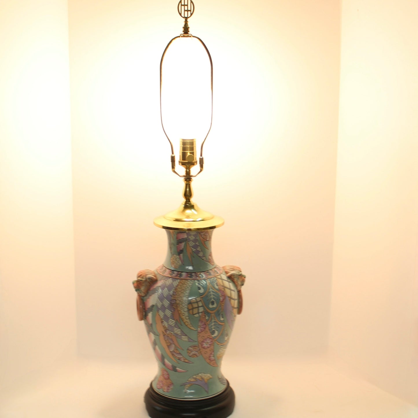 Vintage Fu Dog Shishi Hayward House Table Lamp