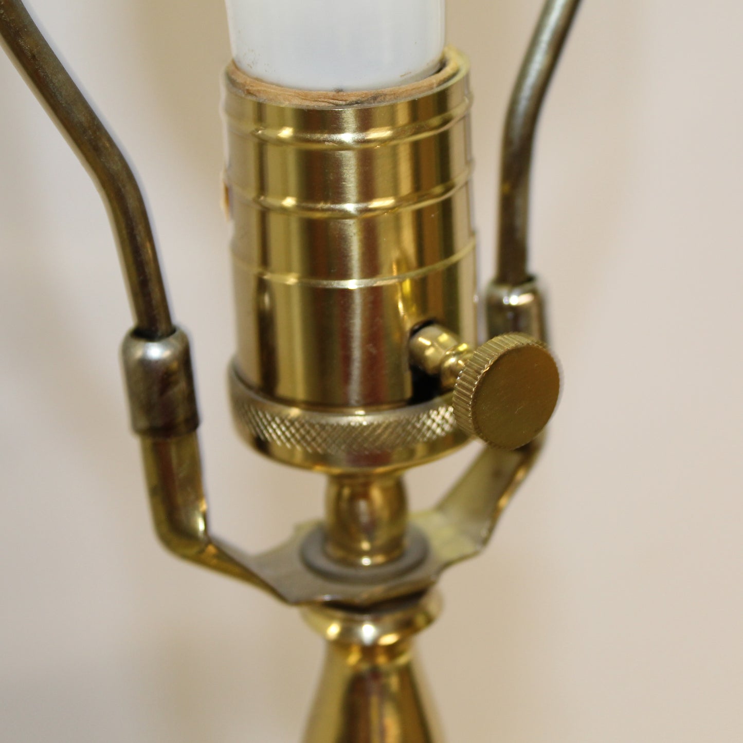 Vintage Fu Dog Shishi Hayward House Table Lamp