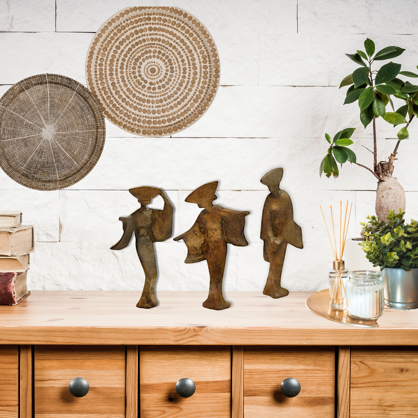 Vintage 1950s Geisha Figures | Gilt Cast Iron Set of 3