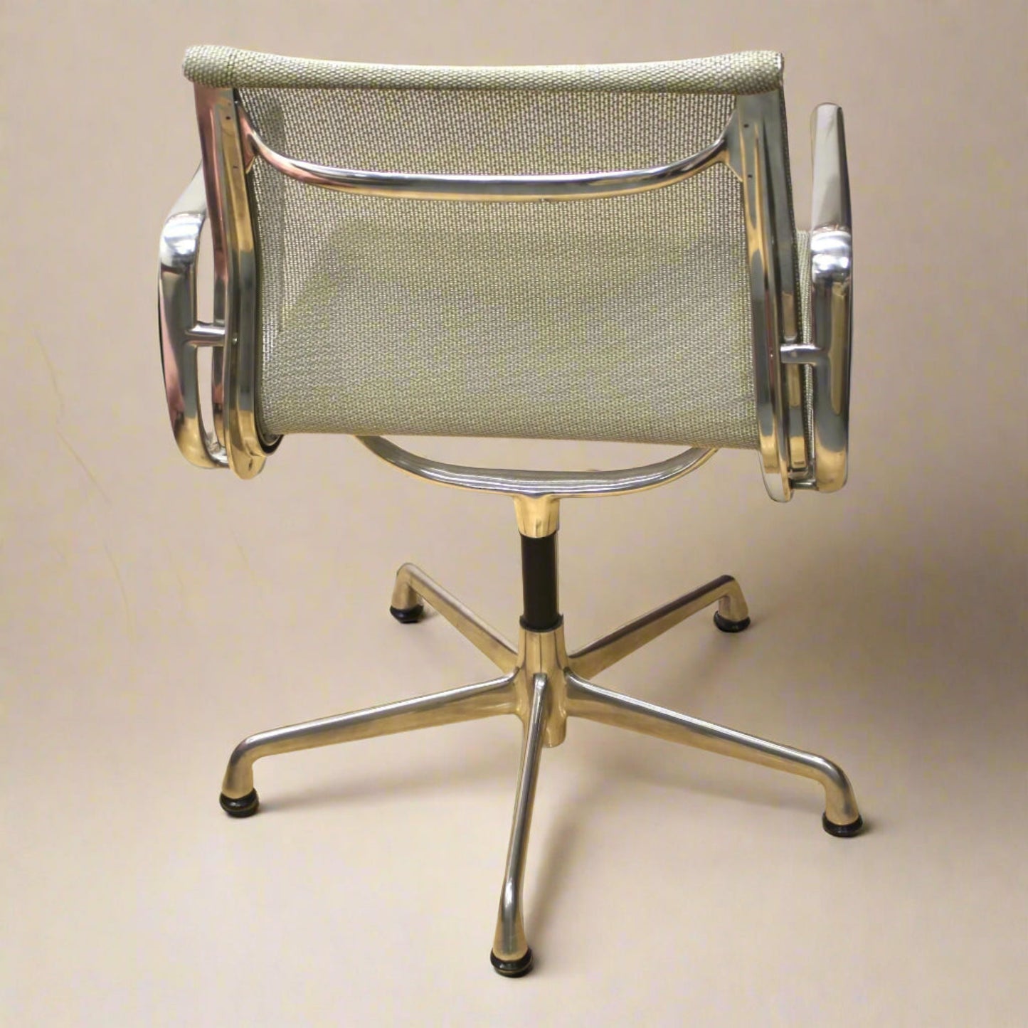Vintage Eames Aluminum Group Executive Desk Chair