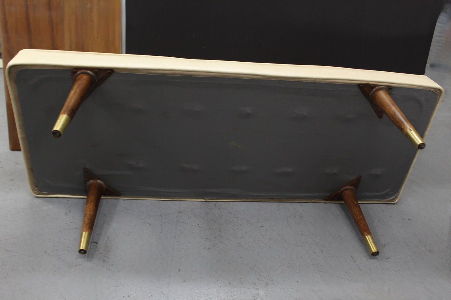 1950s Tufted White Leather Bench with Tapered Legs