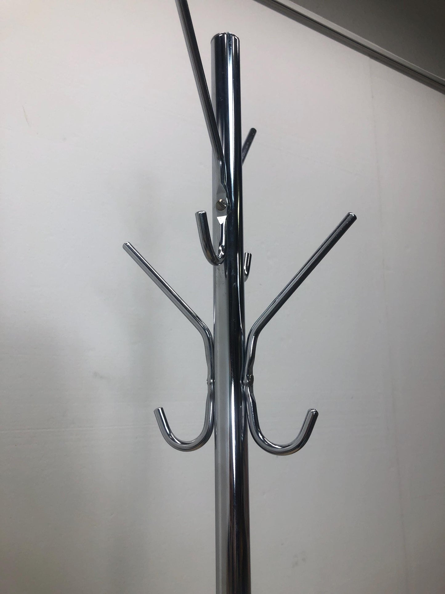 1970s Modernist Chrome Coat Rack with 8 Hooks from OffCenterModern