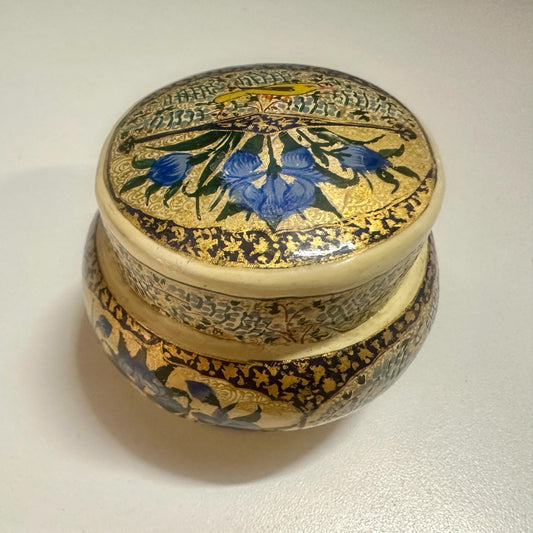 Vintage Kashmiri Papier-mache Lacquerware Decorative Trinket Box from OffCenterModern