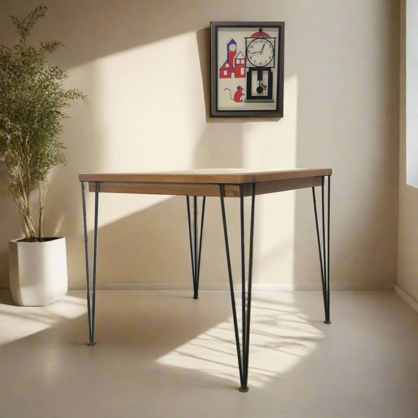 Ficks Reed Sol-Air Mirror Top Square Table