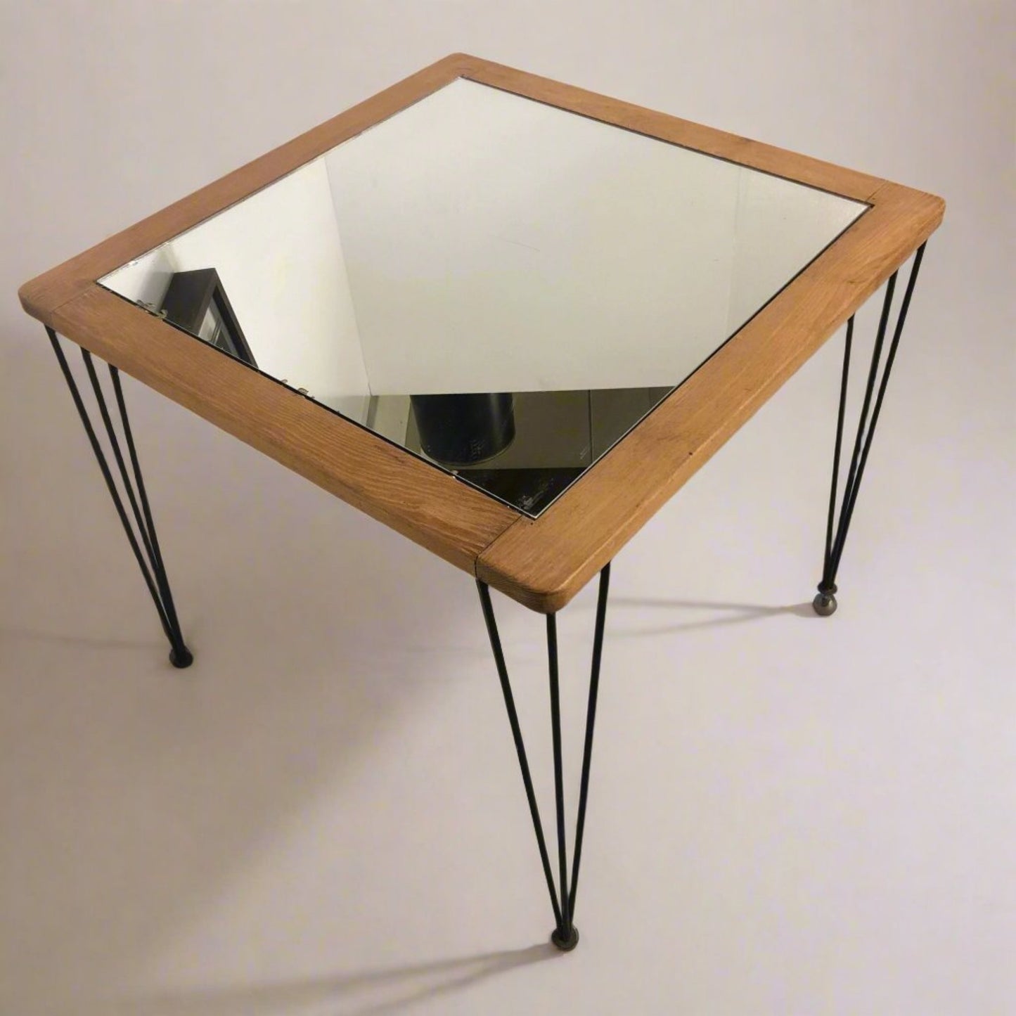 Ficks Reed Sol-Air Mirror Top Square Table
