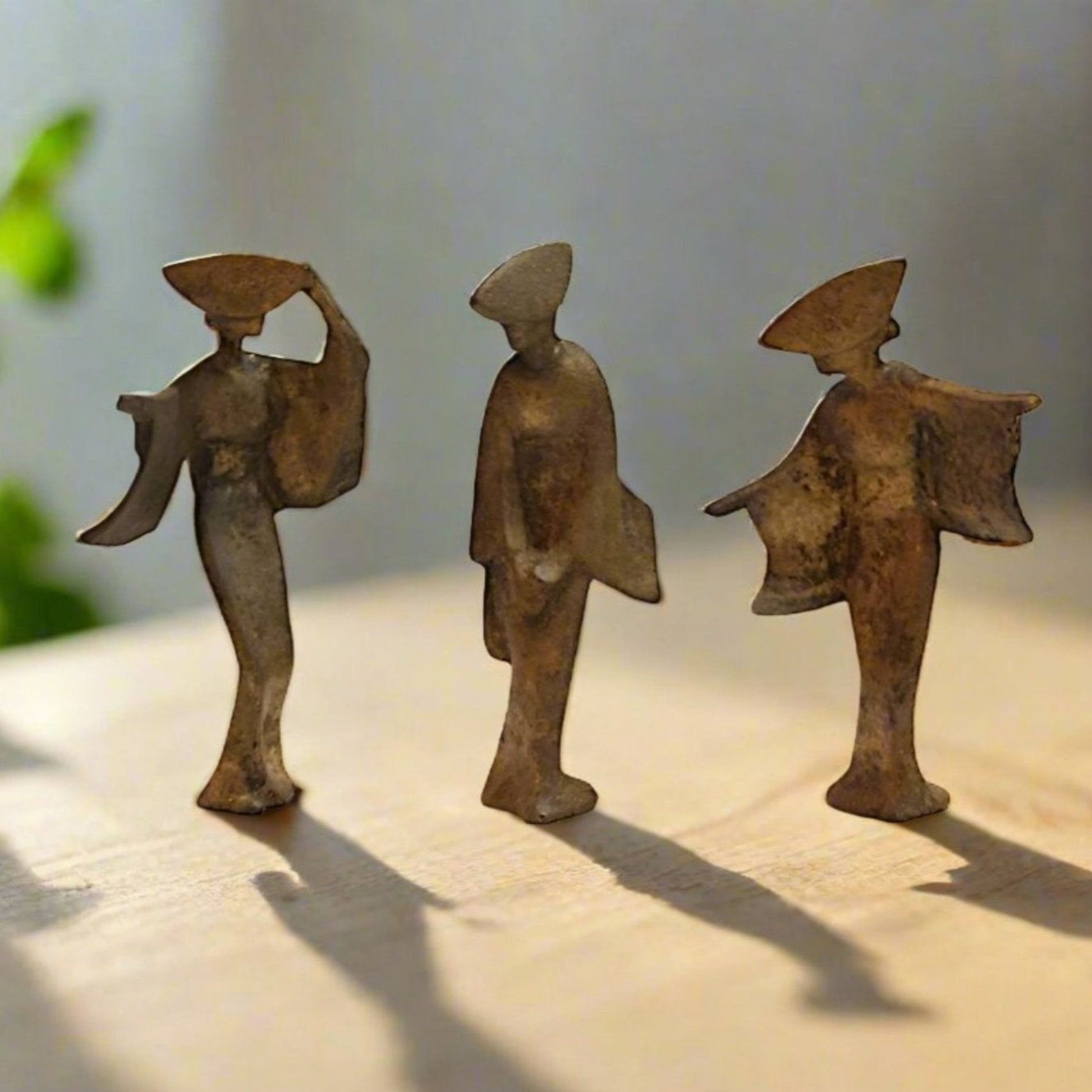 Japanese Geisha Figurines