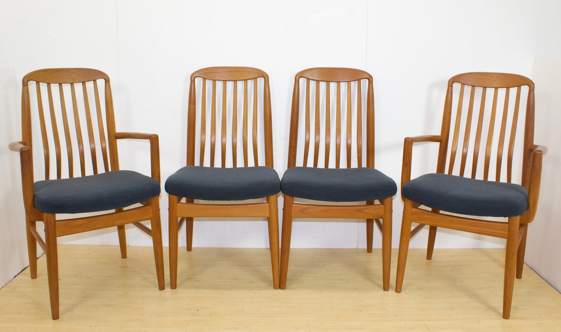 Mid-Century Danish Modern set of 4 teak dining chairs
