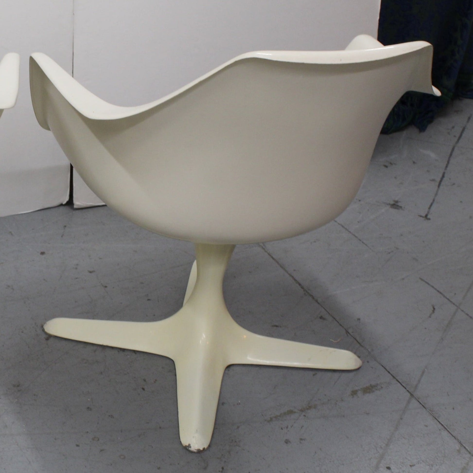1950s Burke Tulip Chairs | Set of 2