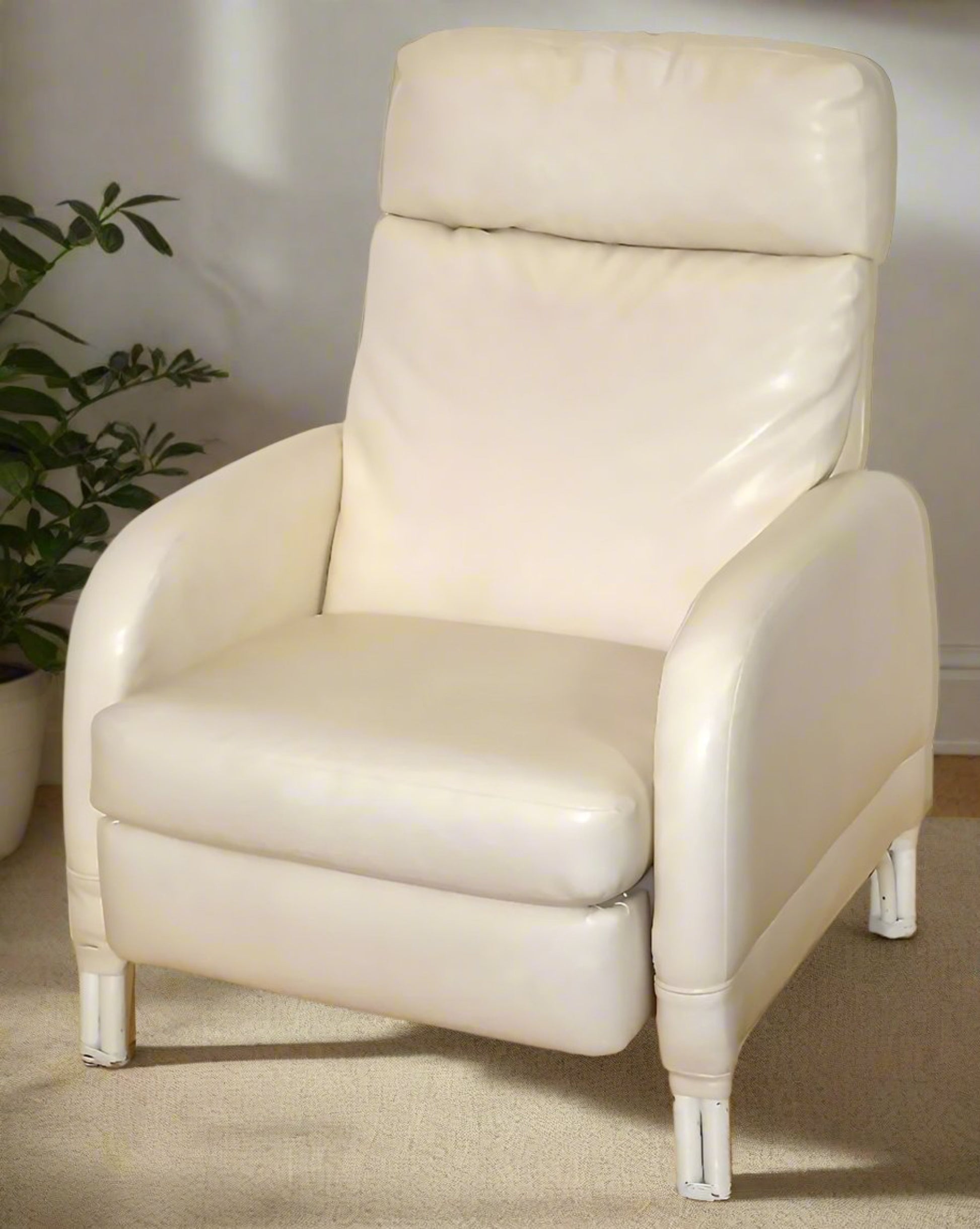 Retro White Leather Barcalounger