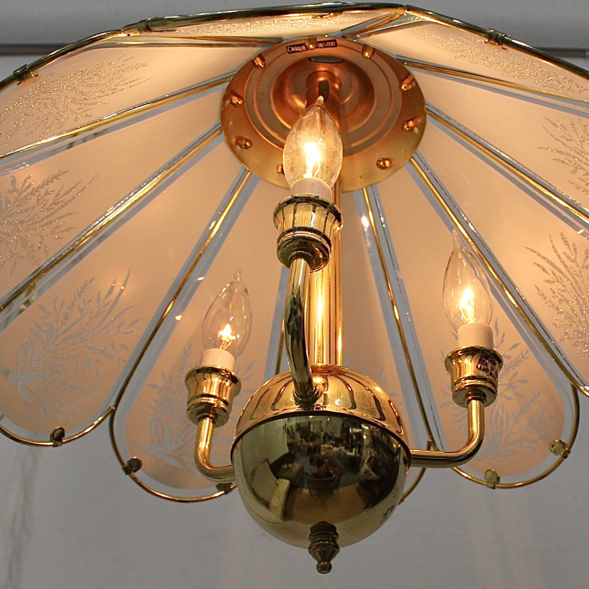 Vintage Fosted Glass Swag Touch Light