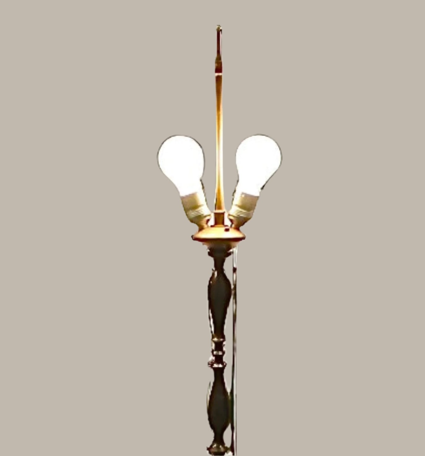 1960s Ornate Brass Spindle Body Floor Lamp