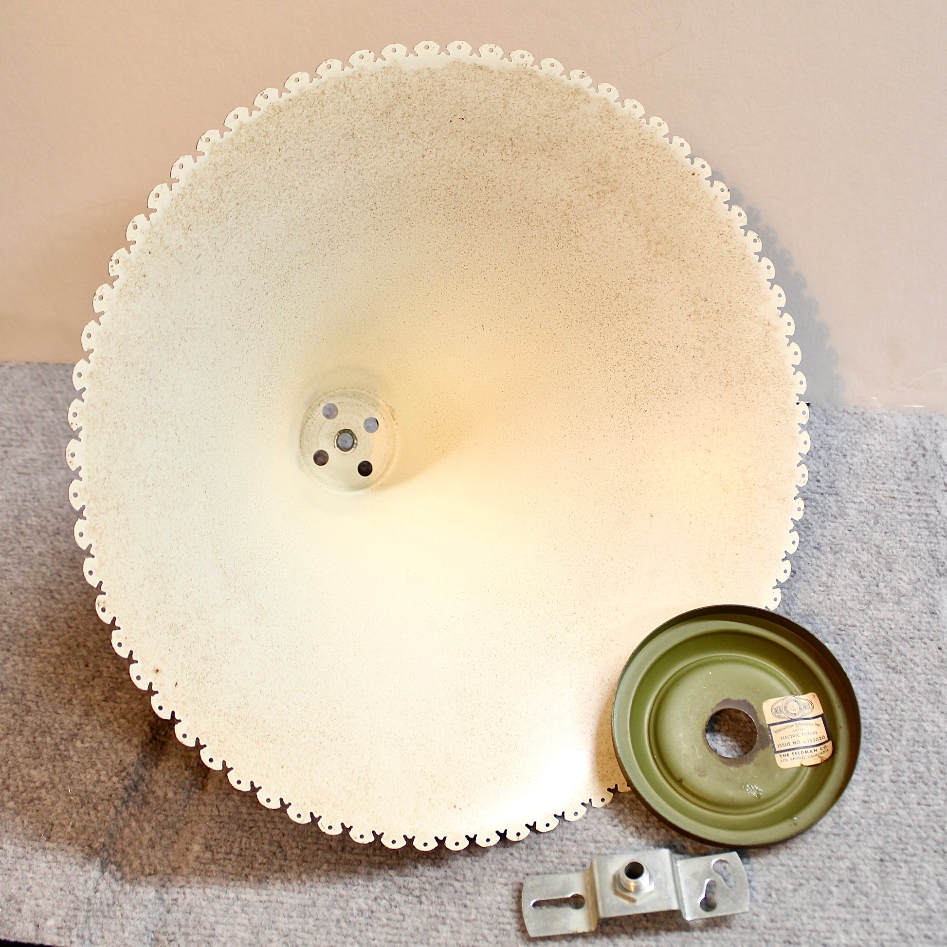 Good/Fair, &nbsp;paint on middle spindle shows it age, white covers on light stems have cracks, vintage used condition, hardwired, ceiling fixture, fully functional. &nbsp;