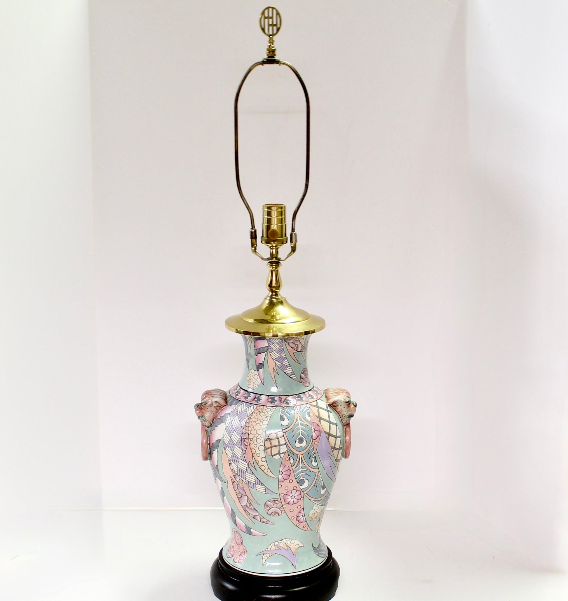 Vintage Fu Dog Shishi Hayward House Table Lamp