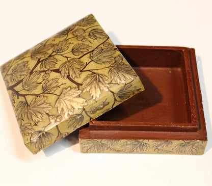 Hand-Painted Wooden Lacquer Box – Gilded Leaf & Vine Keepsake Trinket Case.