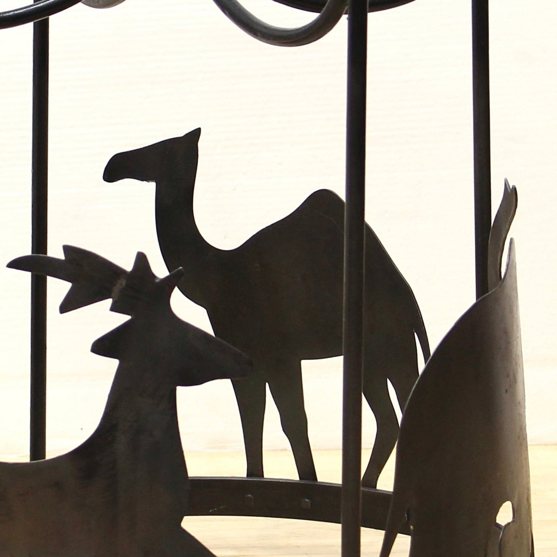 Vintage round accent table 