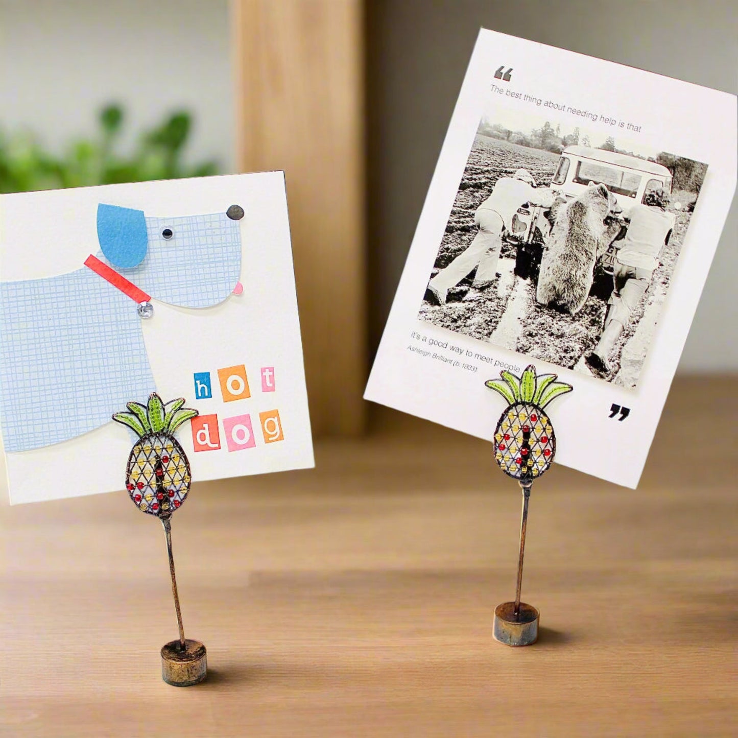  Pair of Decorative Pineapple Place Card Holders/ Photo Holders