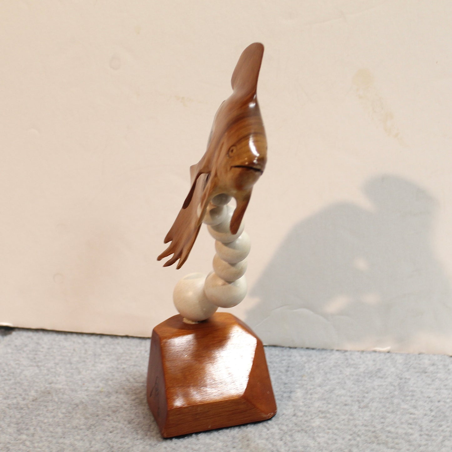 Vintage Americana Wooden Fish Sculpture with Bubbles