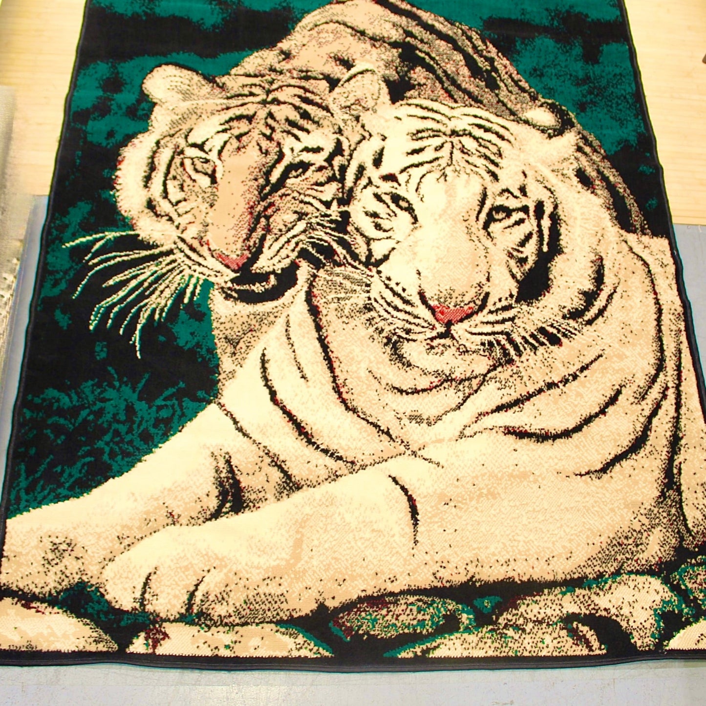 Vintage White Tiger Area Rug