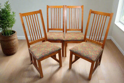 Late 20th Century Set of 4 Red Oak Dining Chairs | Bassett Furniture - OffCenterModern