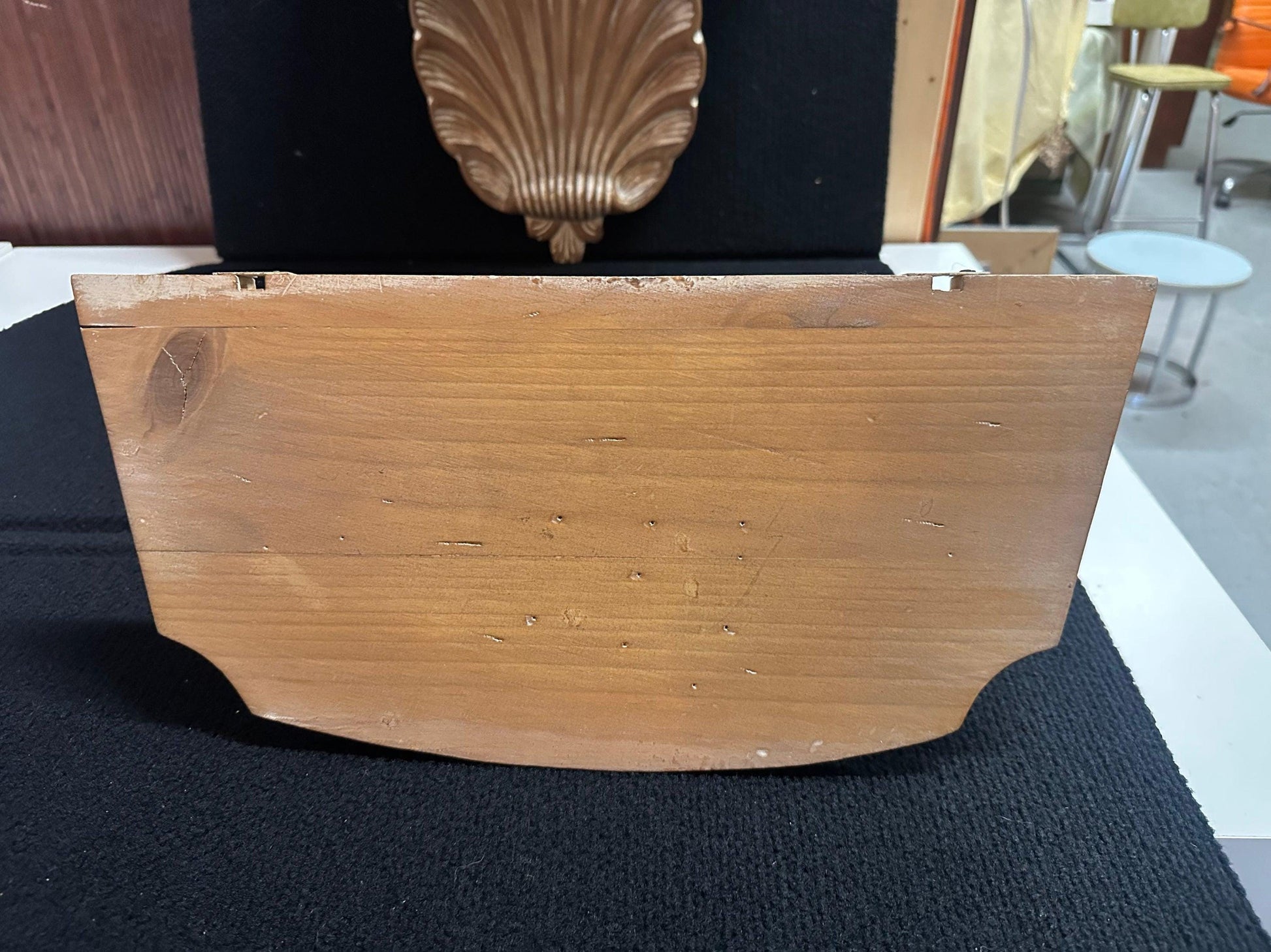 PAIR Vintage Solid Wood Ancathus Leave Wall Shelves