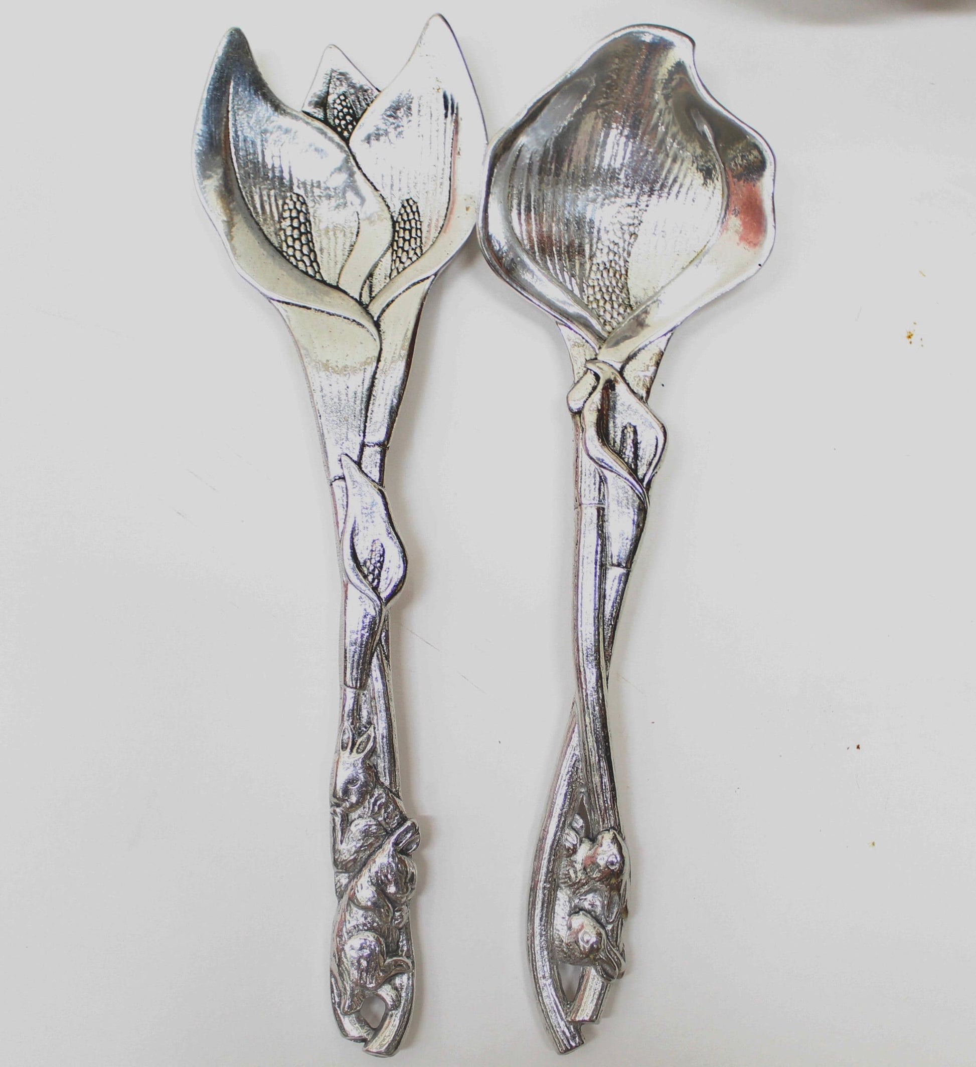 Vintage Arthur Court Bunny Salad Bowl with Bunny Serving Utensils