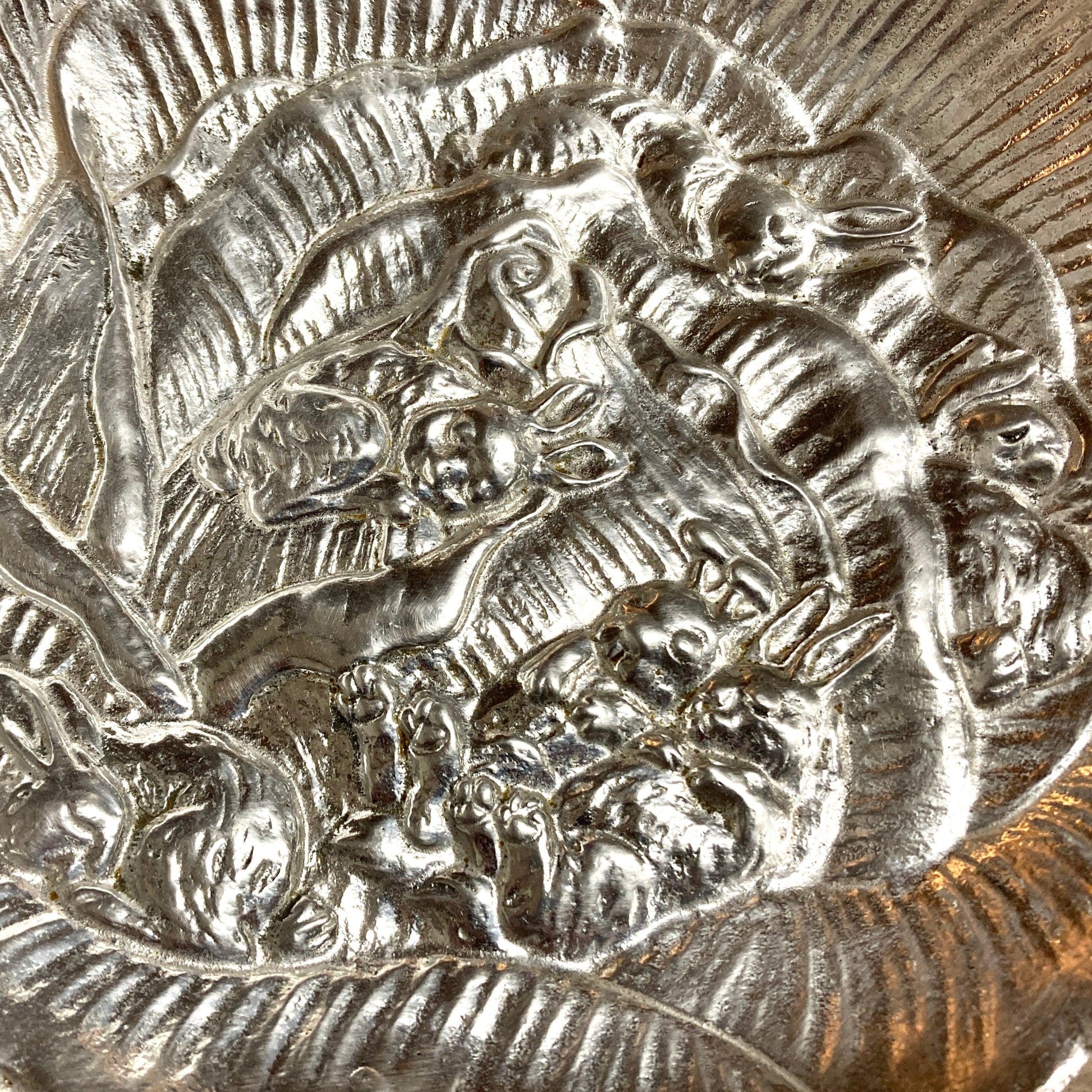 Vintage Arthur Court Bunny Salad Bowl with Bunny Serving Utensils