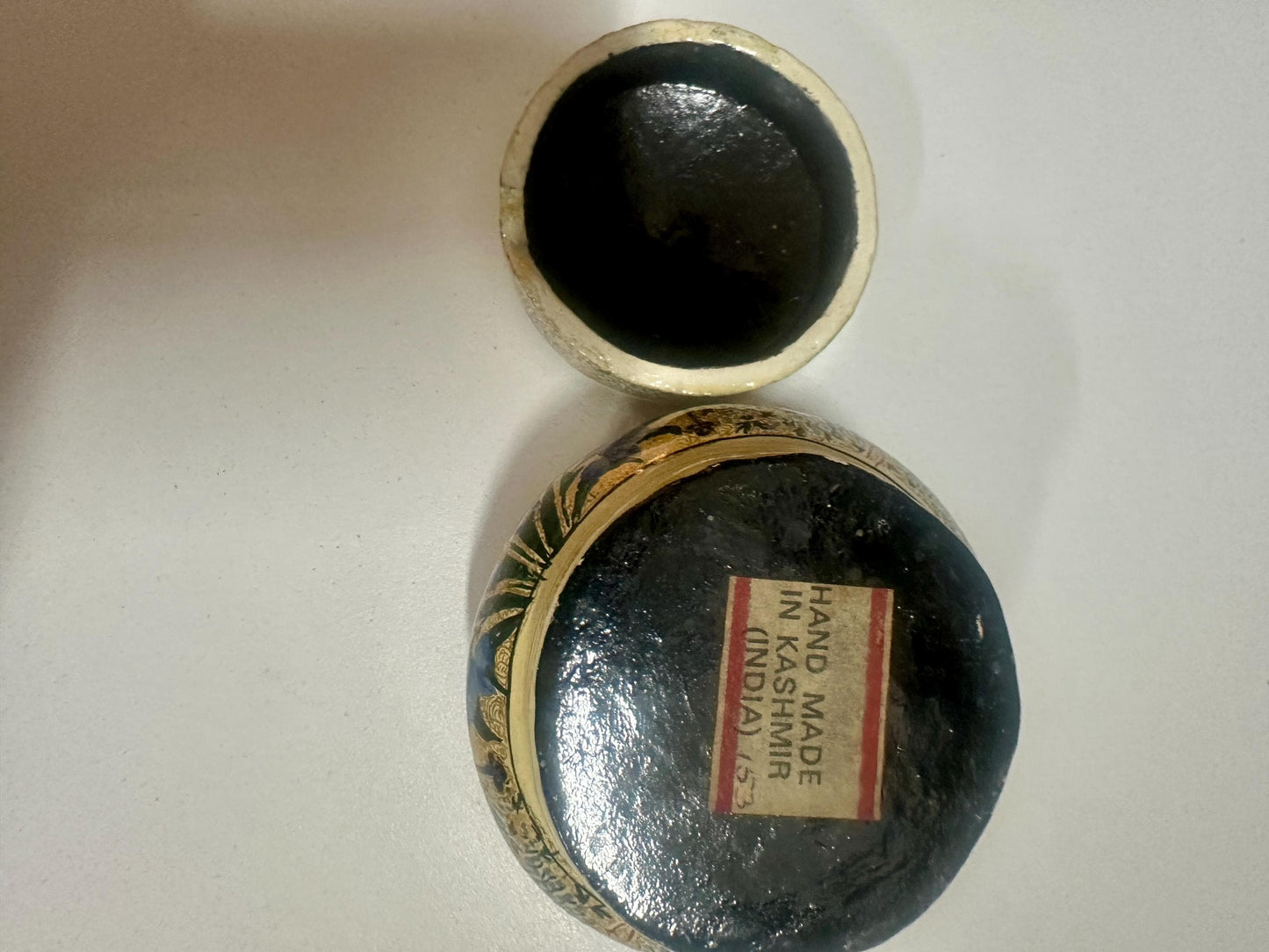 Vintage Kashmiri Papier-mache Lacquerware Decorative Trinket Box from OffCenterModern