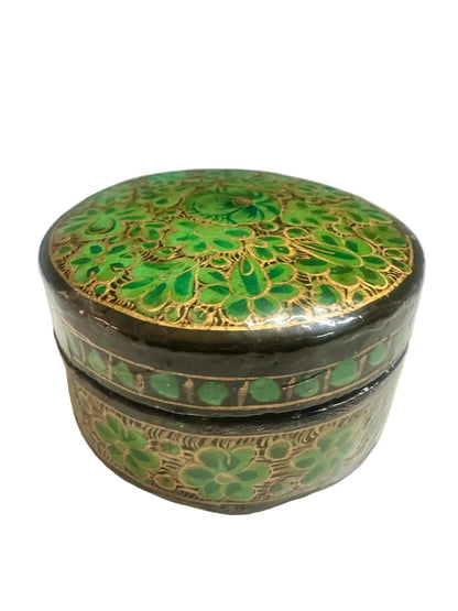 Vintage Green Floral Kashmiri Papier-Mache Lacquerware Decorative Trinket Box from OffCenterModern