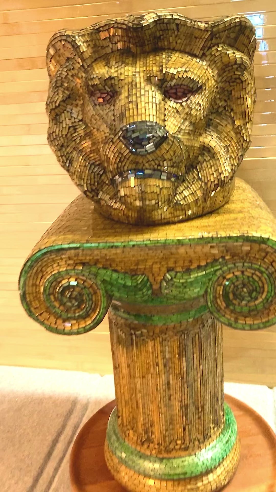 Lion's Head Planter and Stand
