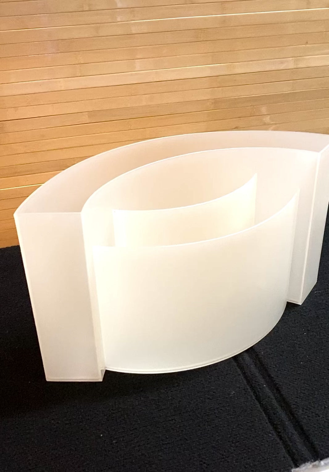 Table Top Magazine holder, magazine organizer plastic