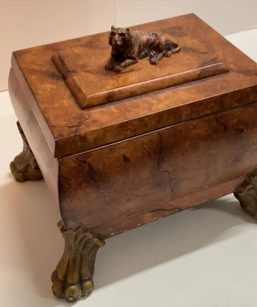Tiger Tricket Box