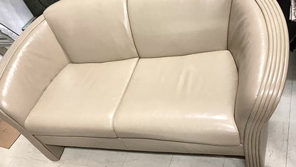 1990s Leather Loveseat | Patrician Furniture Co