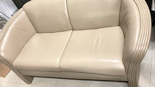 1990s Leather Loveseat | Patrician Furniture Co