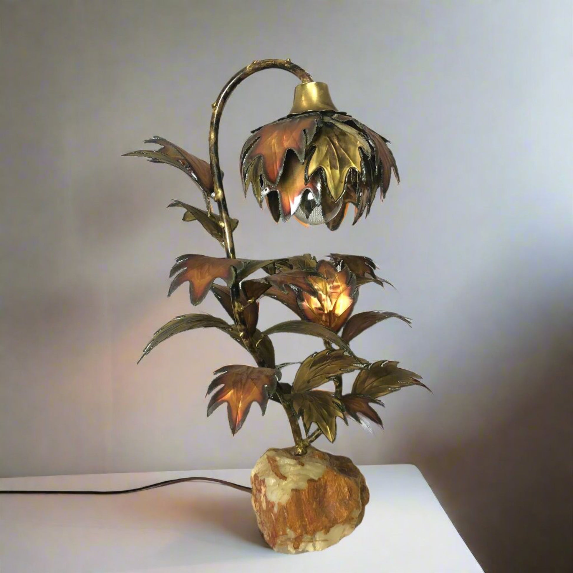 Bronze Flower Lamp | Quartz Base