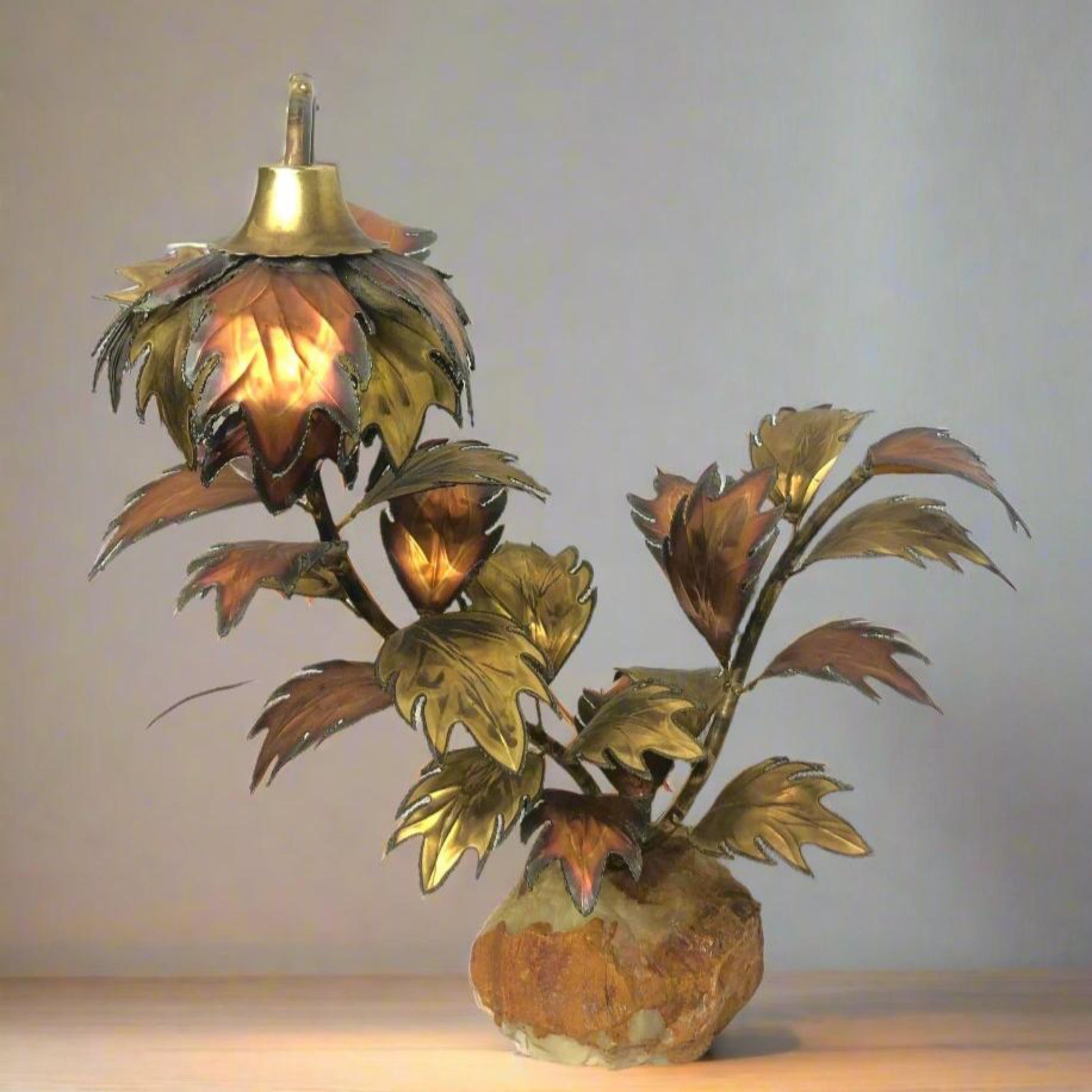 Bronze Flower Lamp | Quartz Base