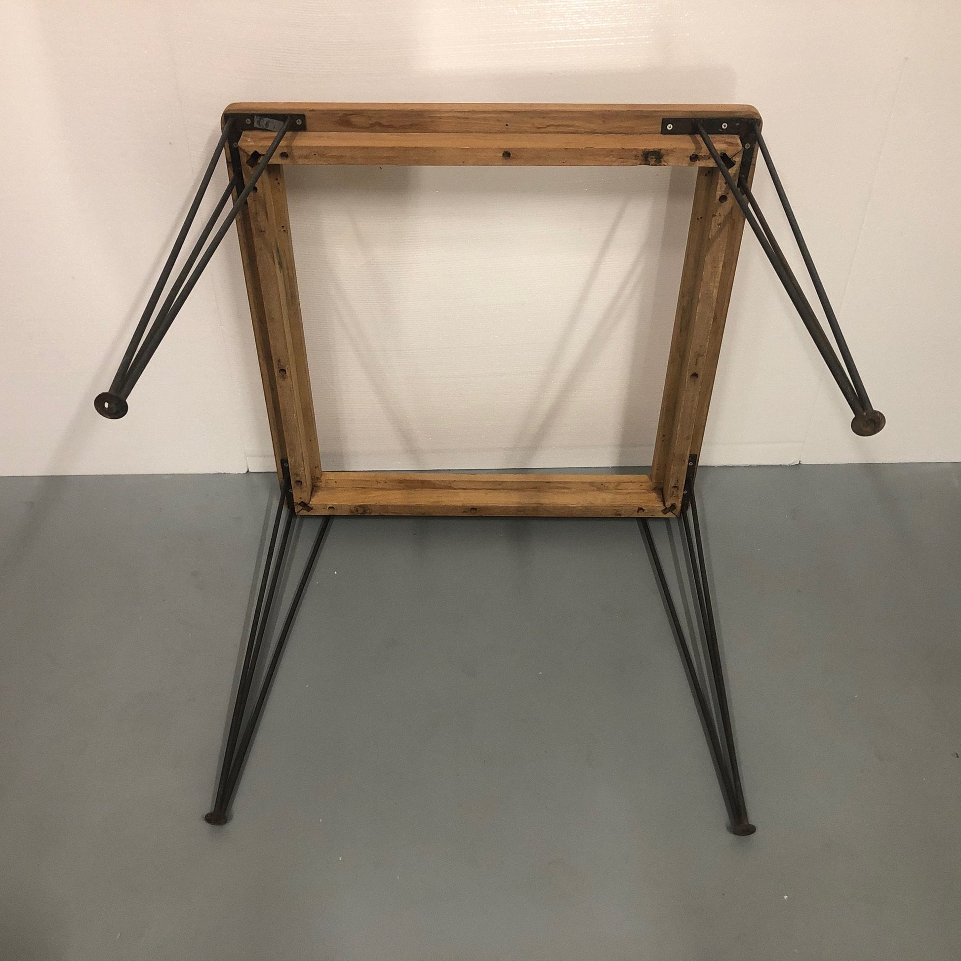 Ficks Reed Sol-Air Mirror Top Square Table