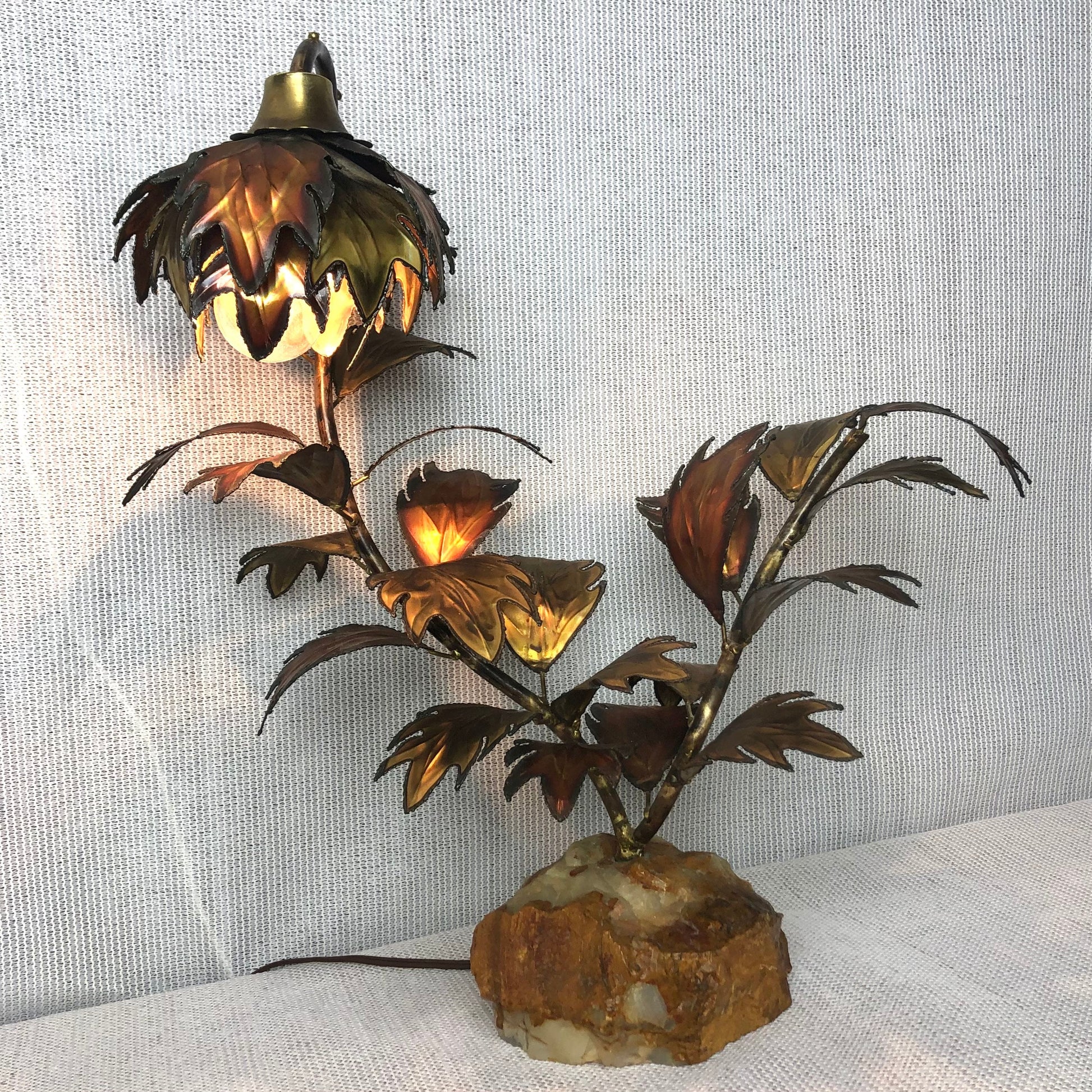 Bronze Flower Lamp | Quartz Base