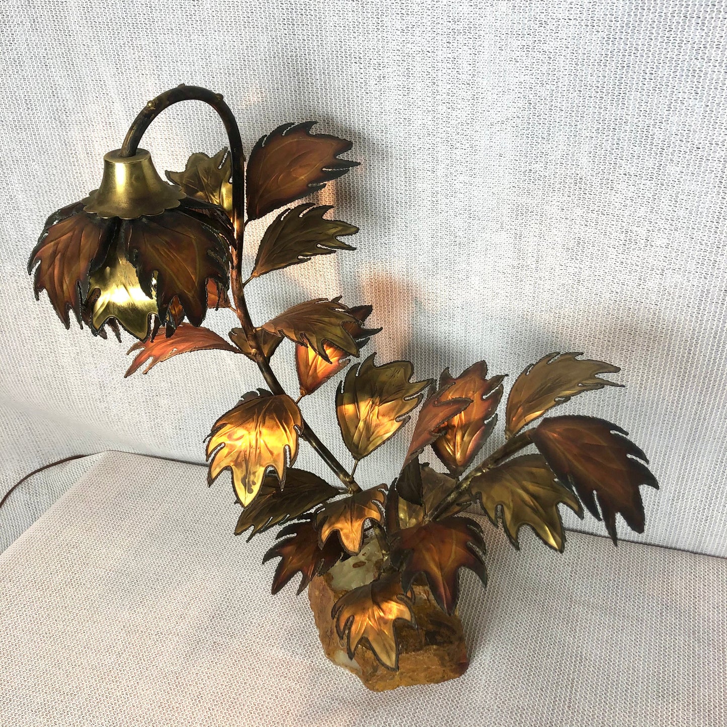 Bronze Flower Lamp | Quartz Base