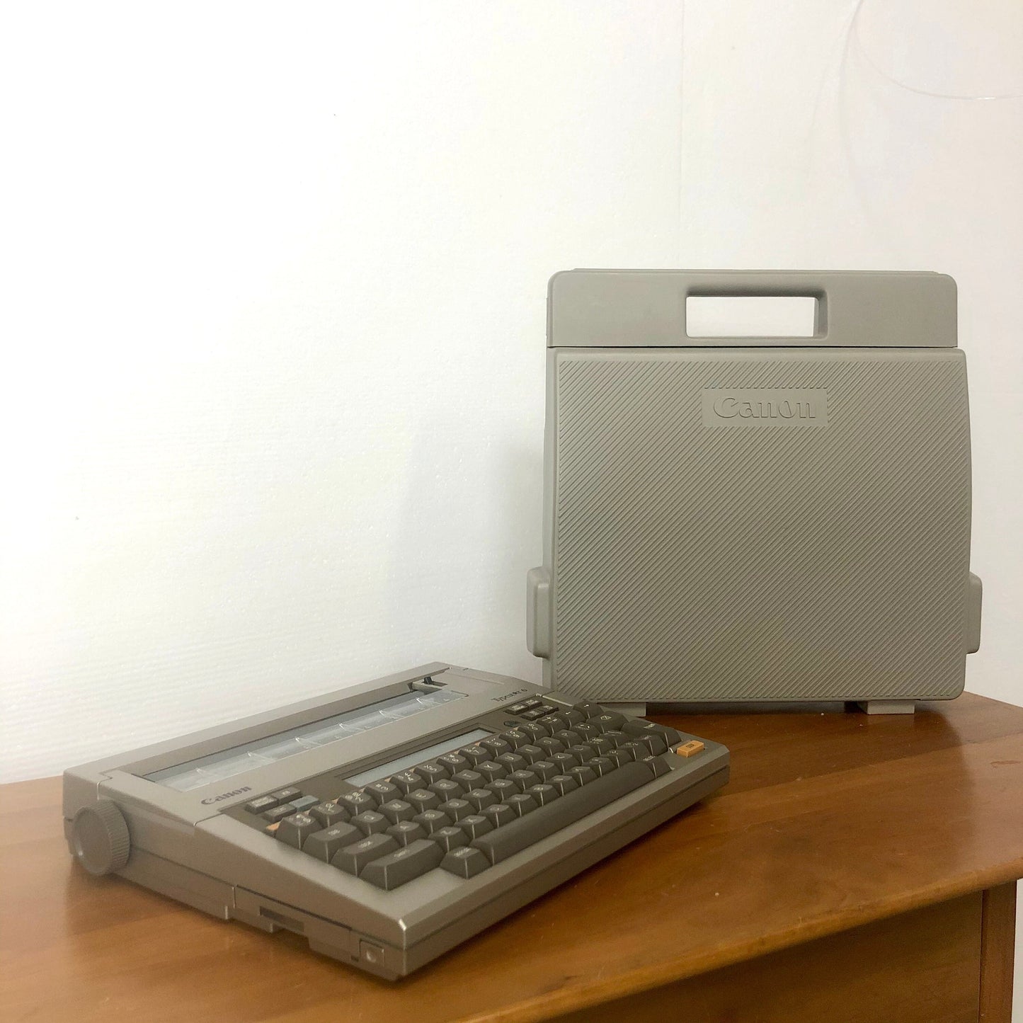 Canon Typestar 6 | 1985 Portable Typewriter/Word Processor