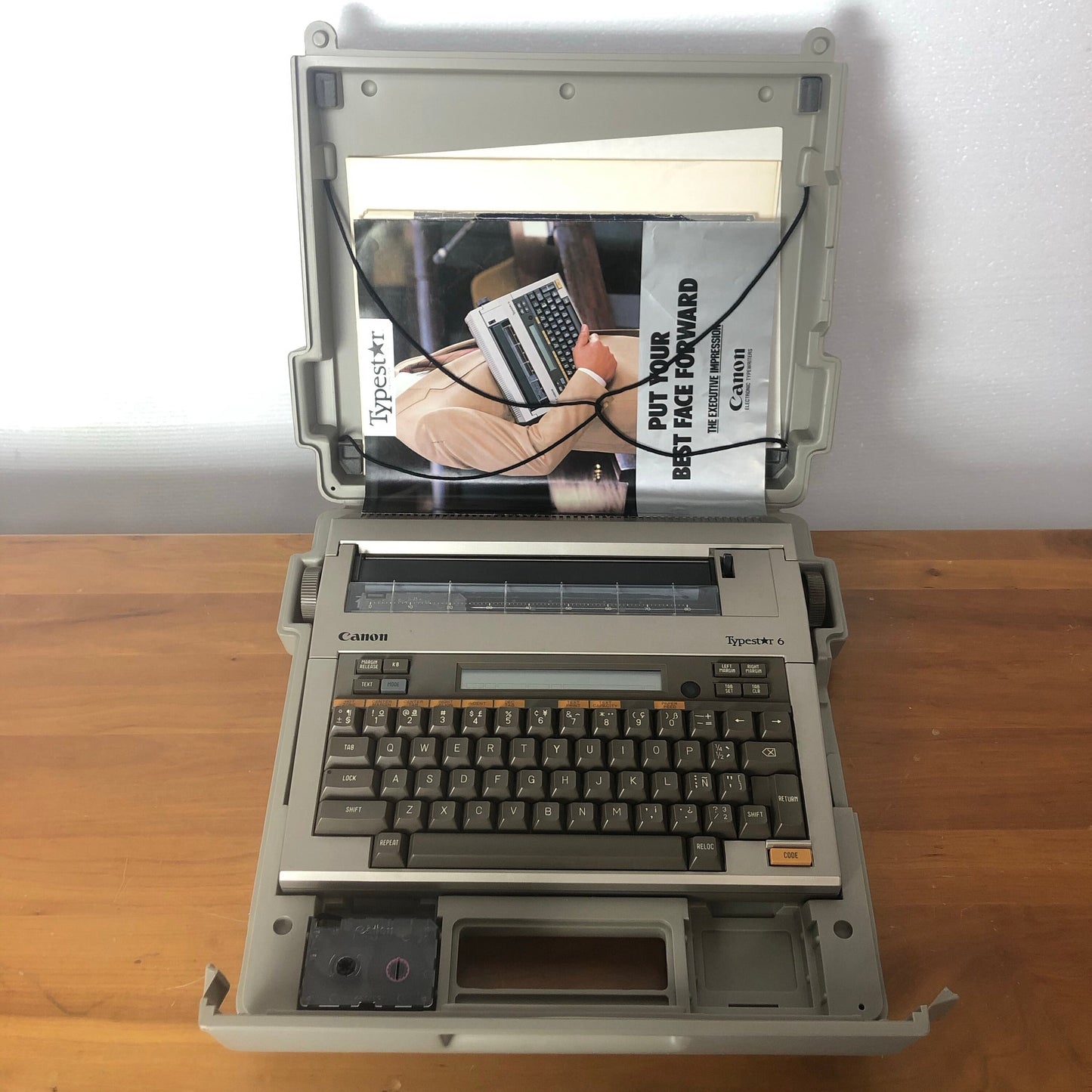 Canon Typestar 6 | 1985 Portable Typewriter/Word Processor