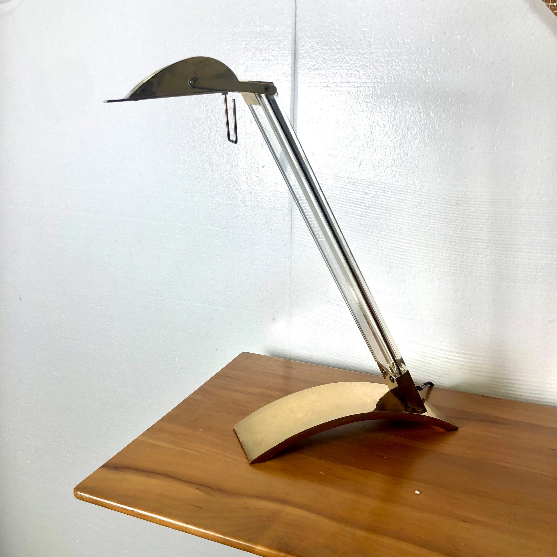 MCM Desk Lamp | Grupo MCI of Spain