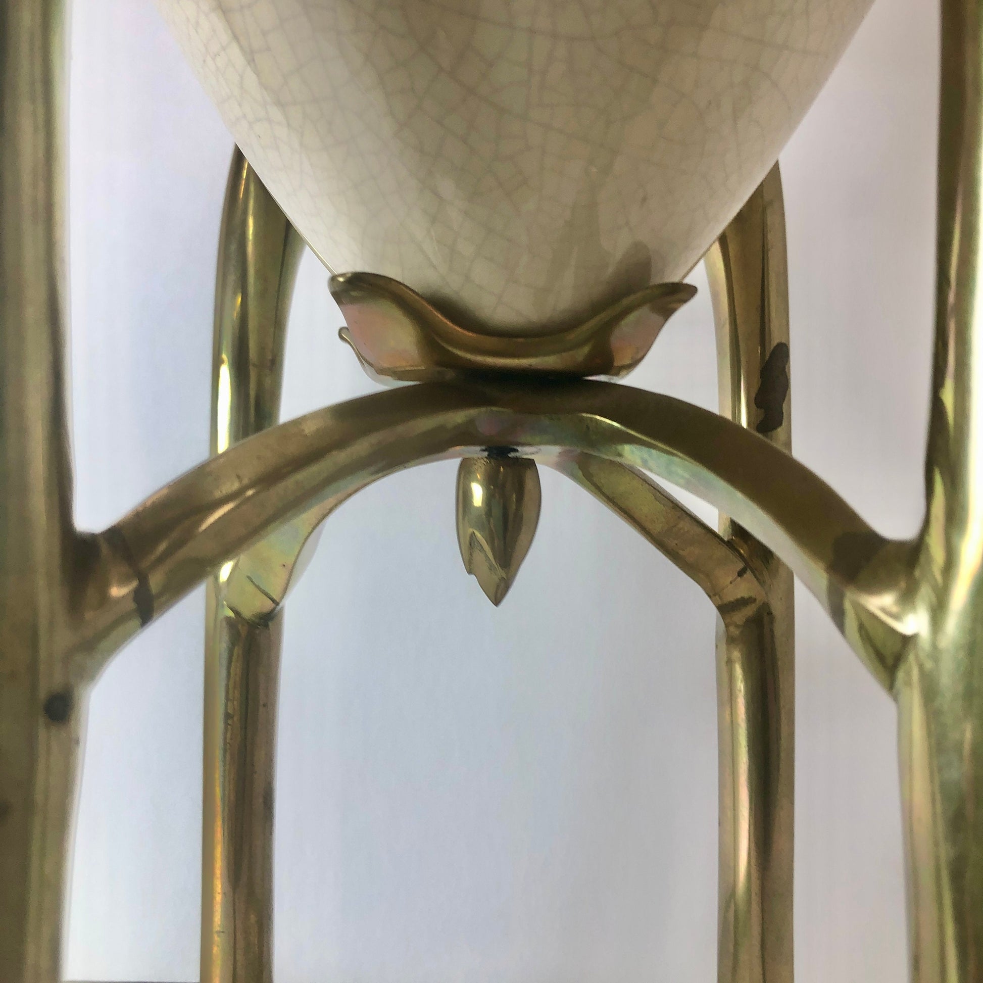 Elegant Table Lamp On Brass | Chapman Lamp