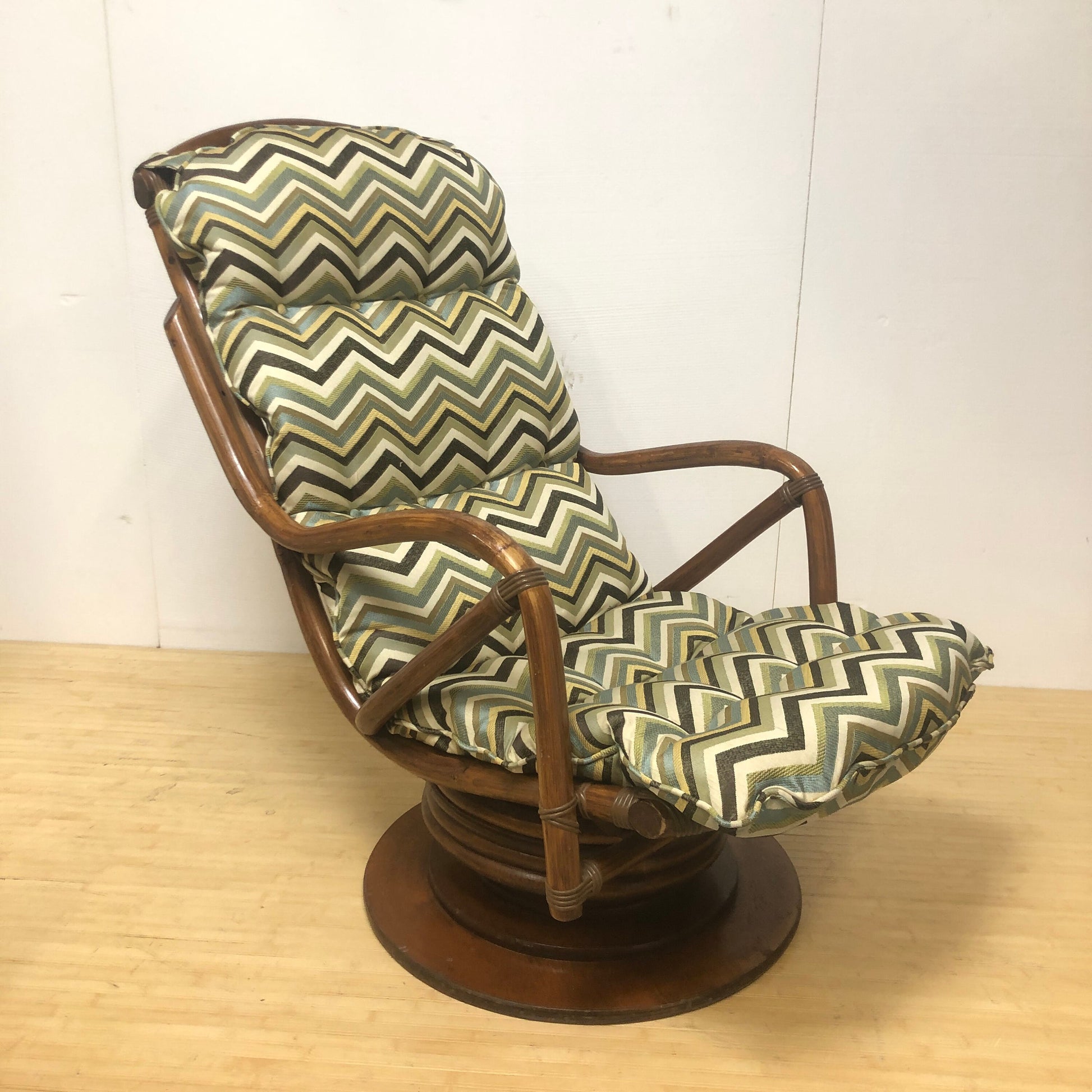 Superior Seating Cool Rattan Swivel Lounge Chair | Grey Chevron Upholstery from SHOPNAME]