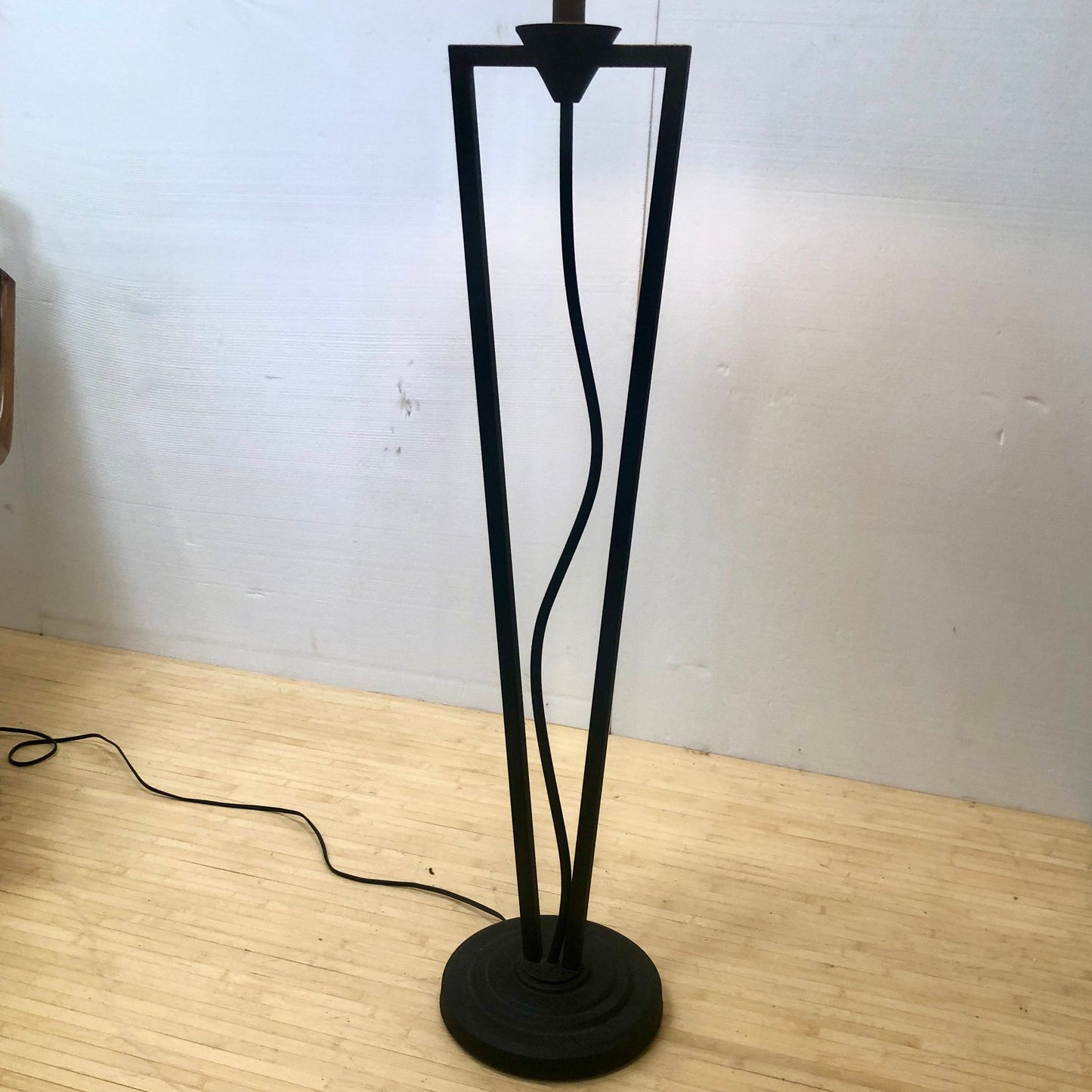 1990s Post Modern Squiggle Iron Floor Lamp